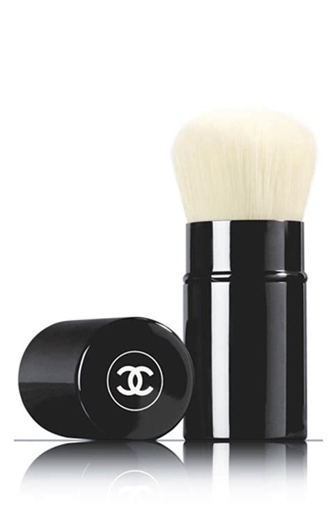 chanel retractable kabuki brush review|chanel eyeshadow blending brush.